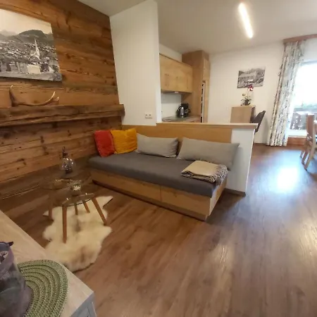 Mesnerhof Farm stay *